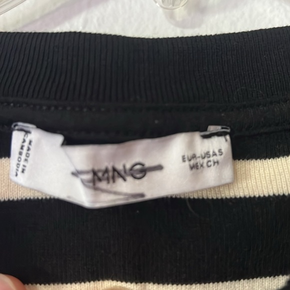 MNG Black and Cream Fitted Crop Tank Sweater Size Small - Picture 3 of 4